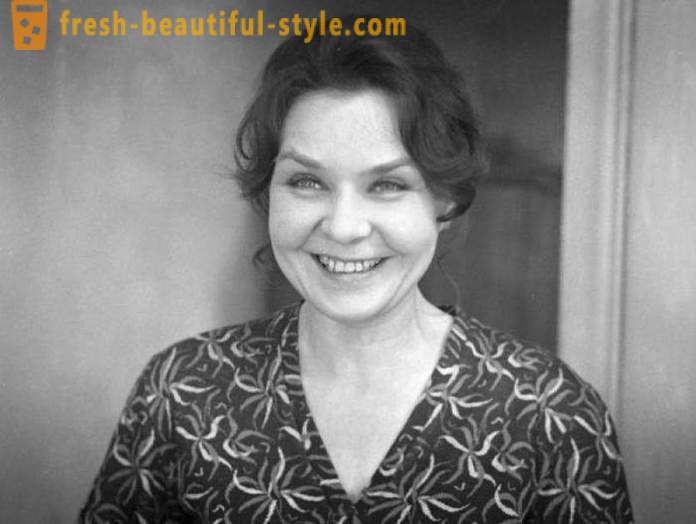 Позоришна и филмска глумица Нина Ургант данас слави 90. годишњицу