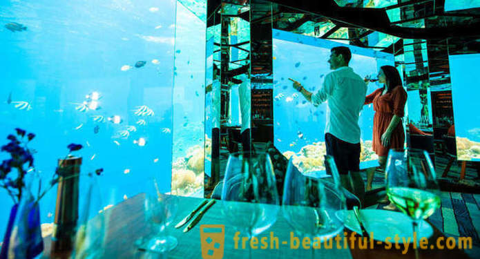Луксузни подводни ресторан у Малдиви
