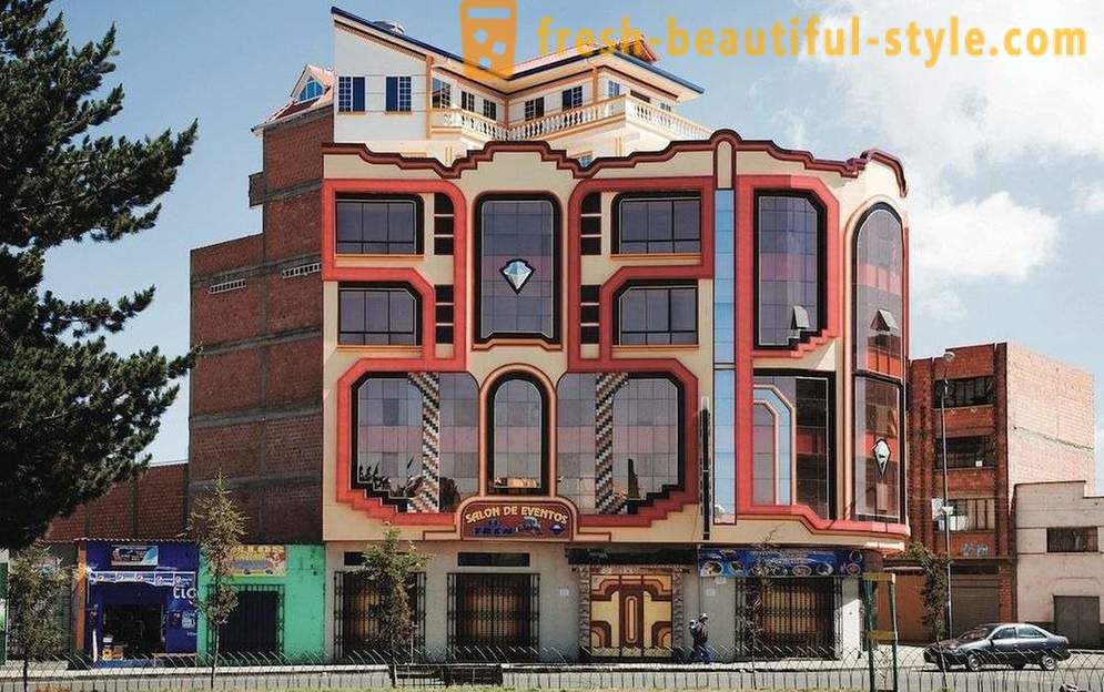 Алиен архитектура Боливија