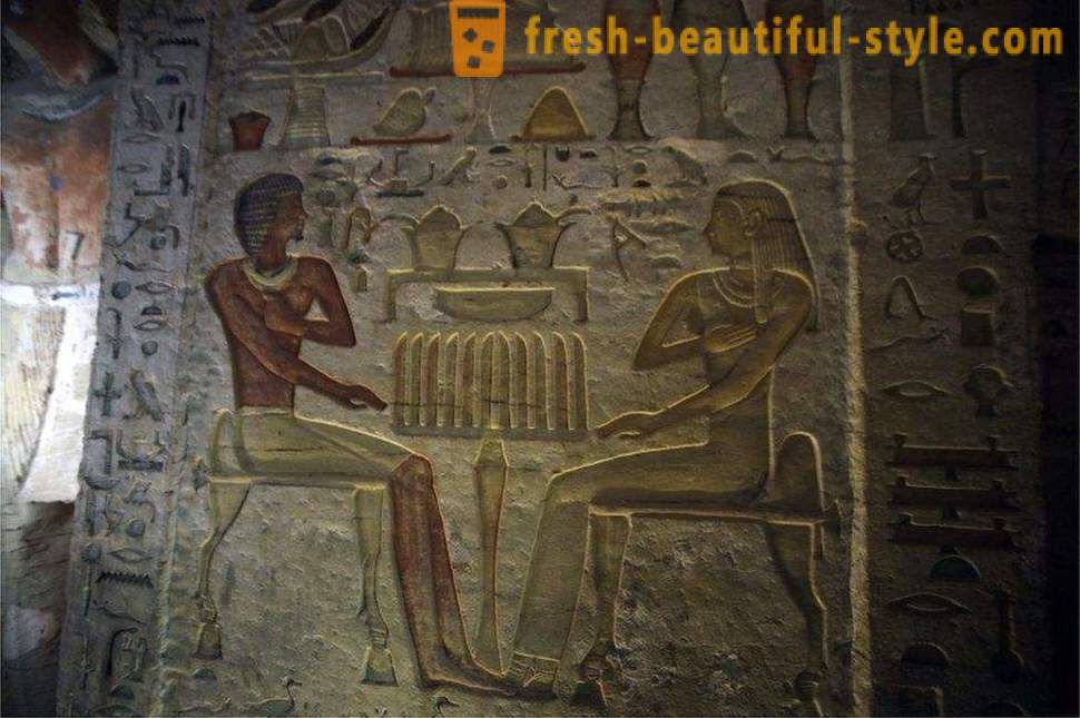 У Египту, открили гробницу свештеника