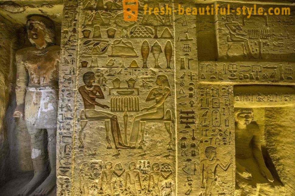 У Египту, открили гробницу свештеника