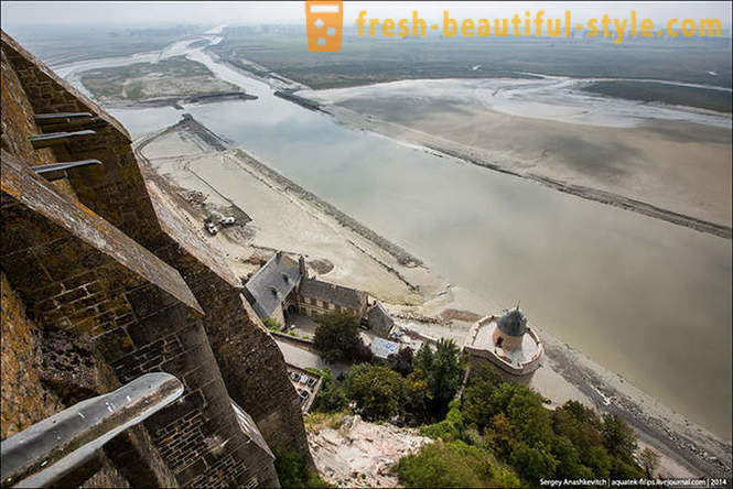 Излет на острво-тврђаве у Нормандији међу живи песак
