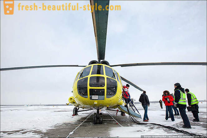 Лети хеликоптером Ми-8 на снегу Сургут