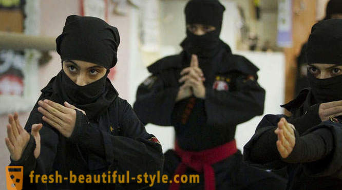 Ирански жене нинџе