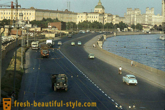 Москва, 1956, на фотографијама Јацкуес Диупаке